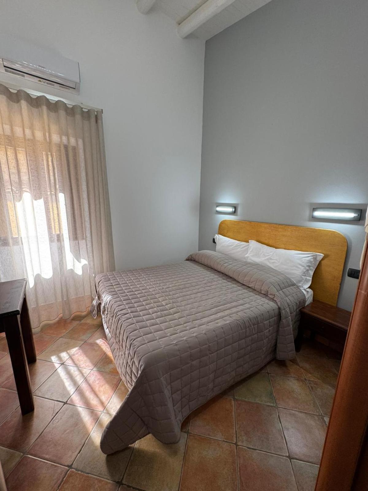 Le Scalette Del Centro Hotel Agrigento Luaran gambar