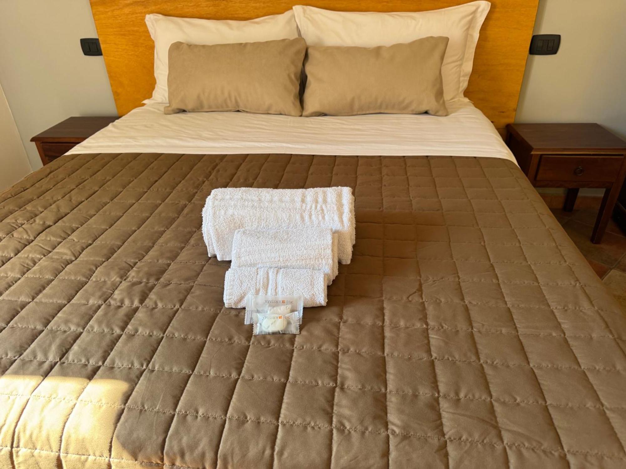 Le Scalette Del Centro Hotel Agrigento Luaran gambar