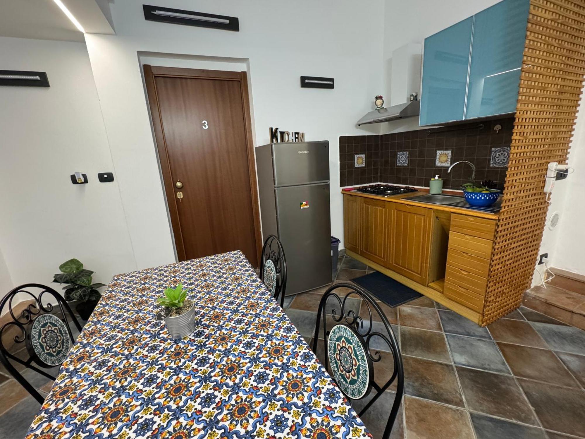Le Scalette Del Centro Hotel Agrigento Luaran gambar