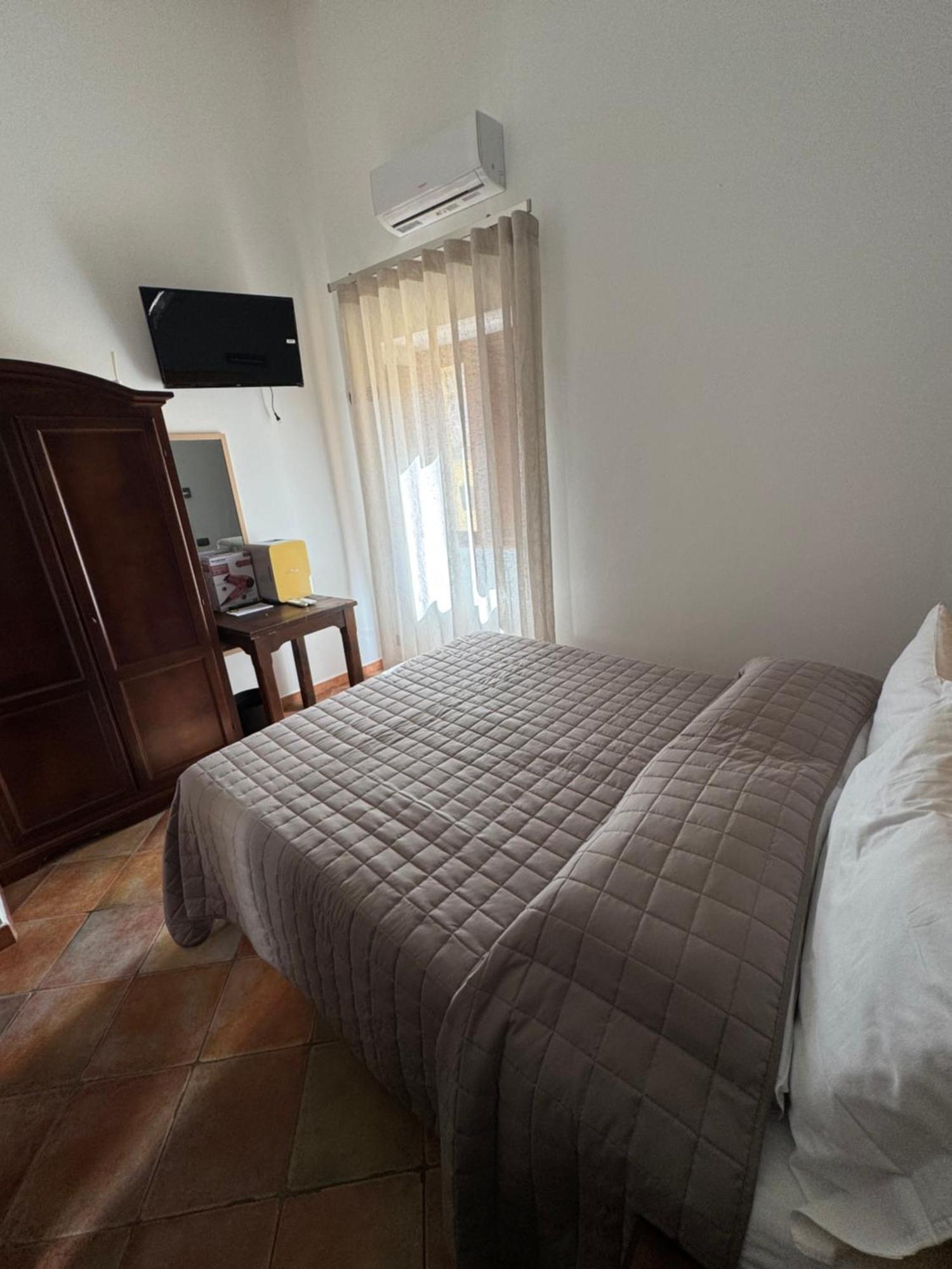 Le Scalette Del Centro Hotel Agrigento Luaran gambar