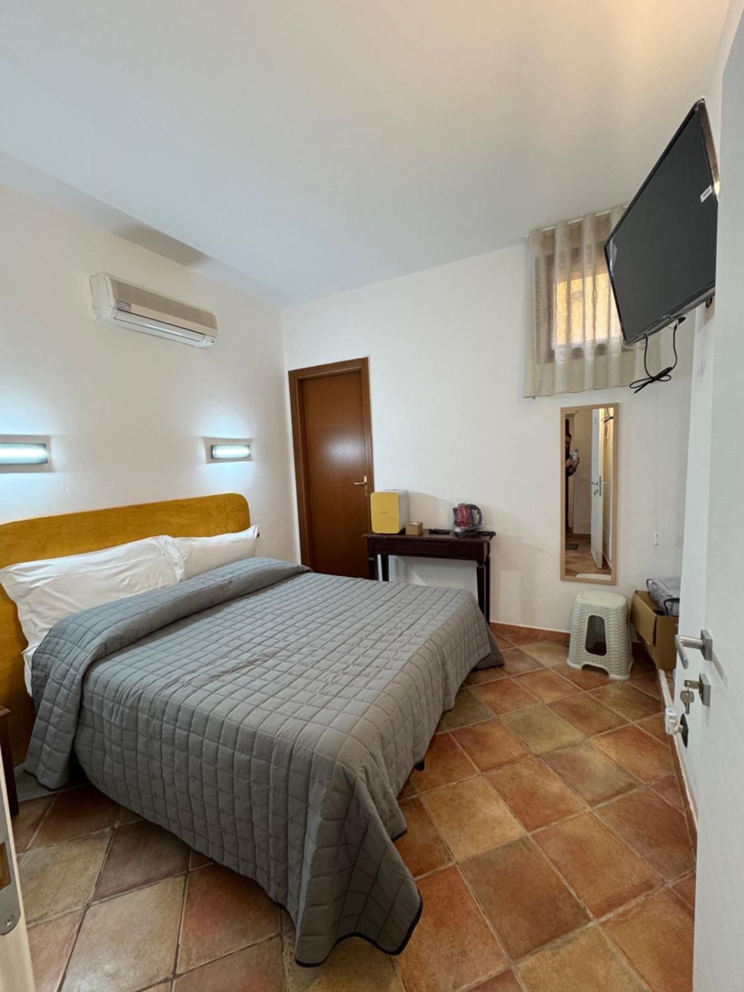 Le Scalette Del Centro Hotel Agrigento Luaran gambar